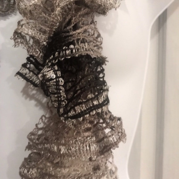 Eclectic Knitted Scarf  Grey Silver Black & White - Picture 2 of 4